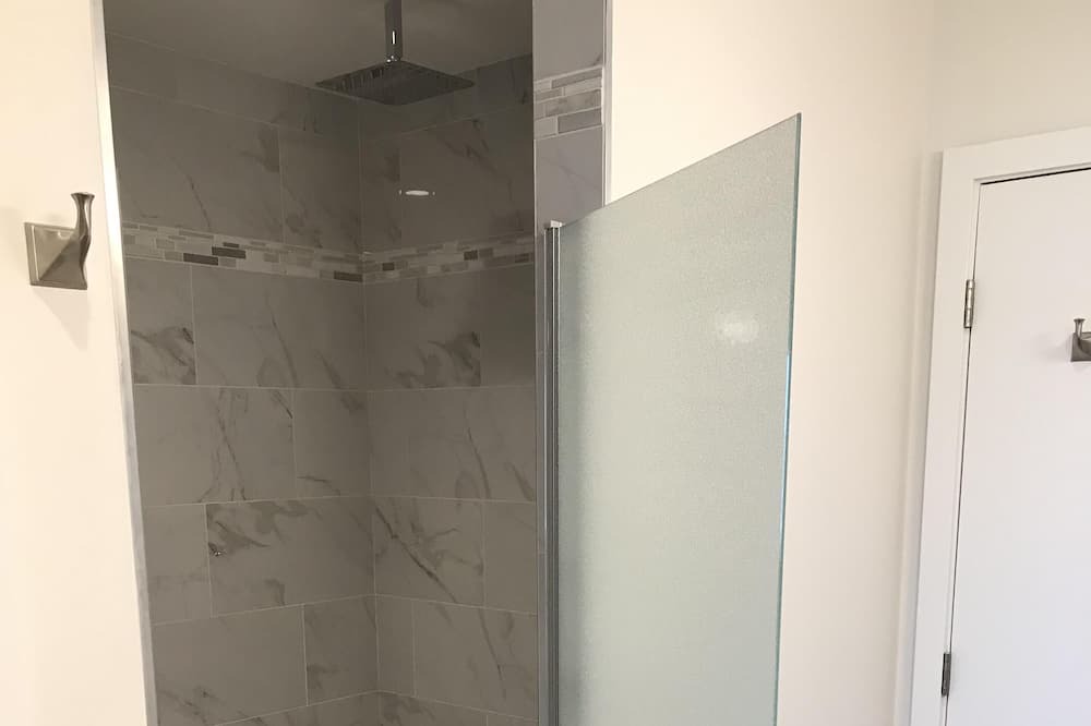 Photo of Bathroom in St Louis Heights