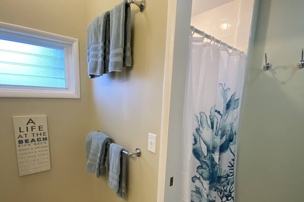 Photo of Bathroom in Kailua
