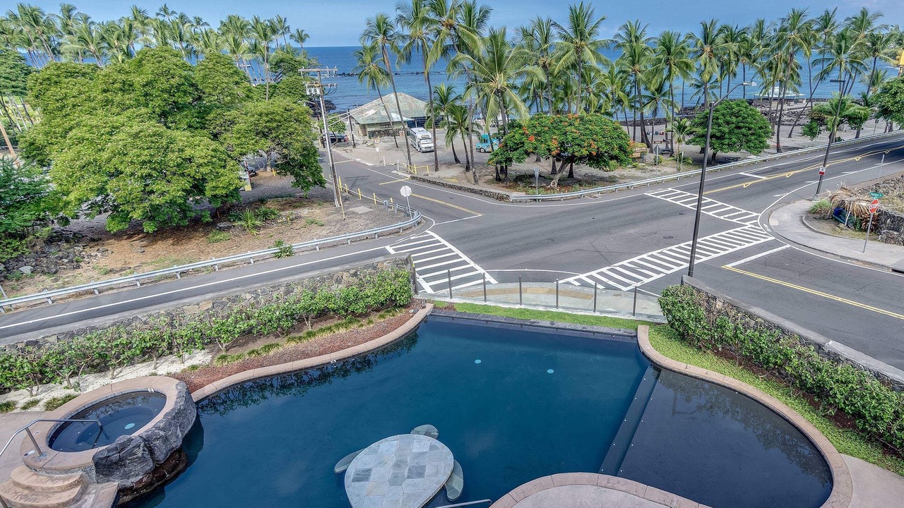 Photo of Outdoor in Kahaluu Bay