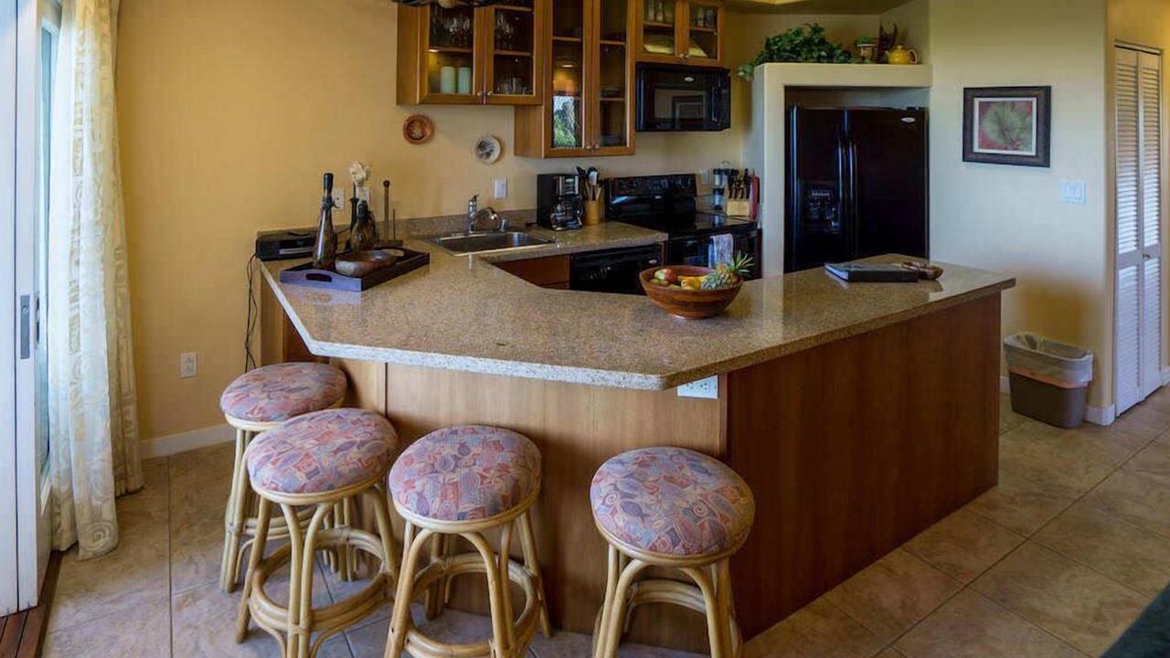 Photo of Kitchen in Kahaluu Bay