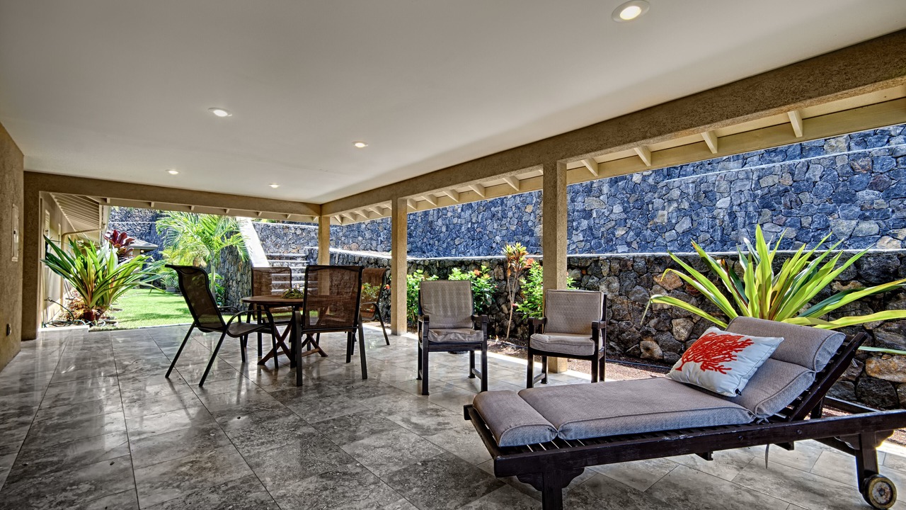 Photo of Outdoor in Kahaluu Bay