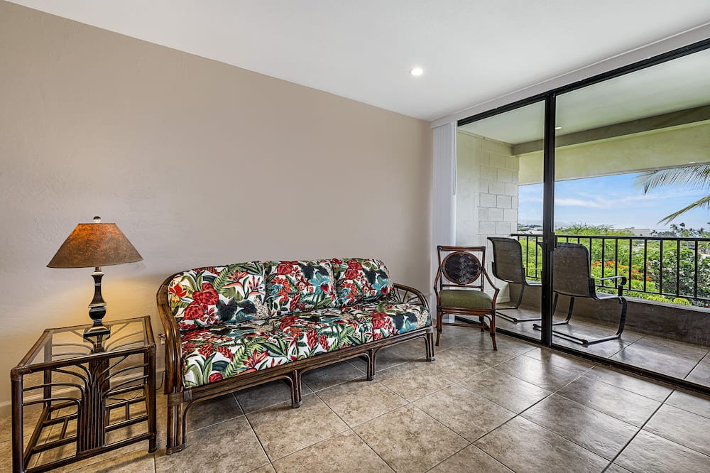 Photo of Bedroom in Historic Kailua Village