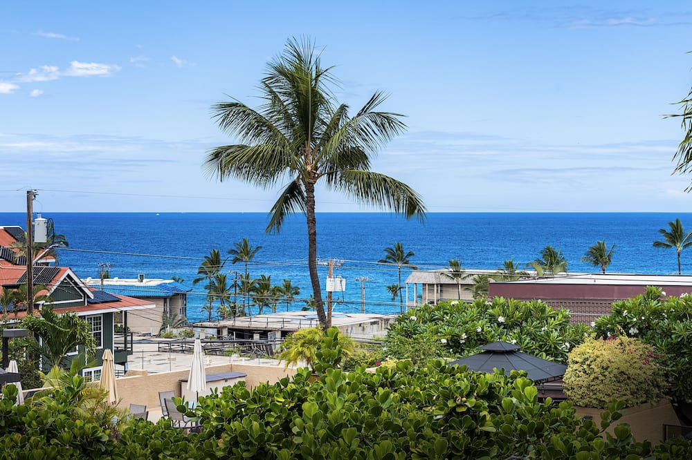 Photo of Others in Historic Kailua Village