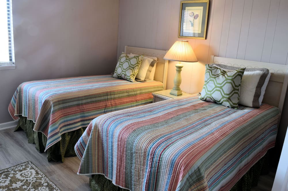 Photo of Bedroom in Ocean Drive