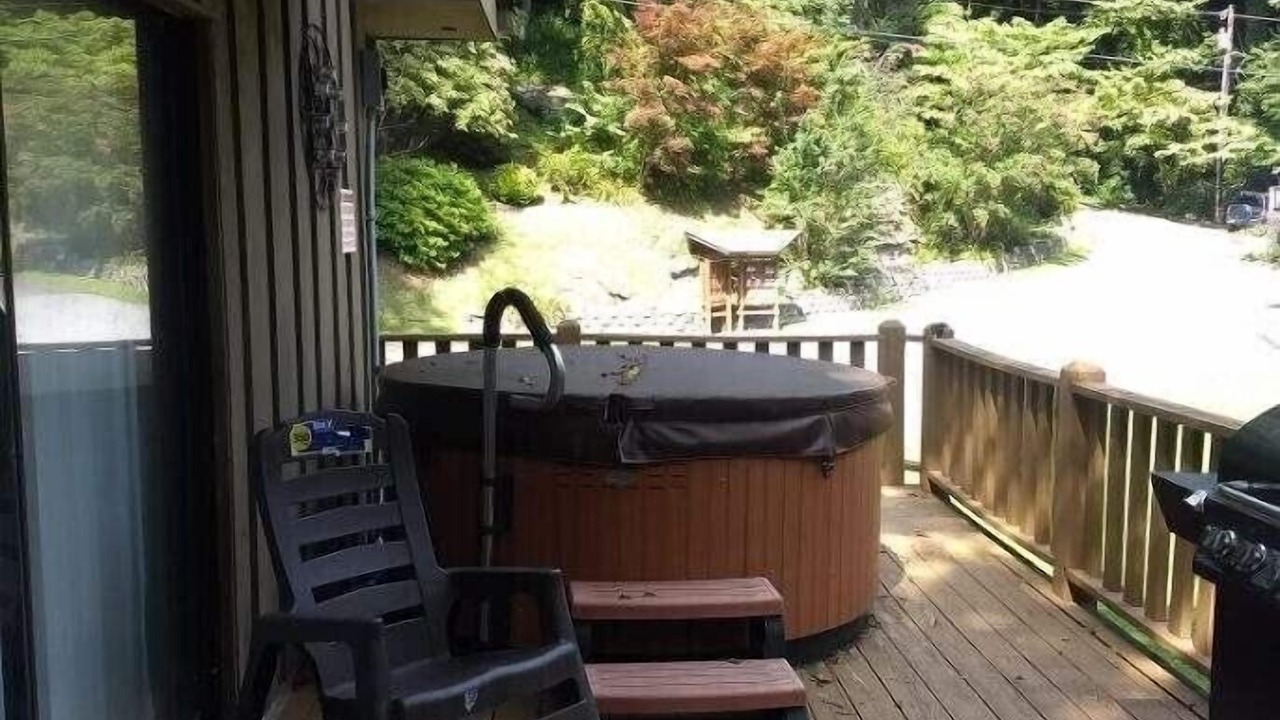 Photo of Outdoor in Mill Spring