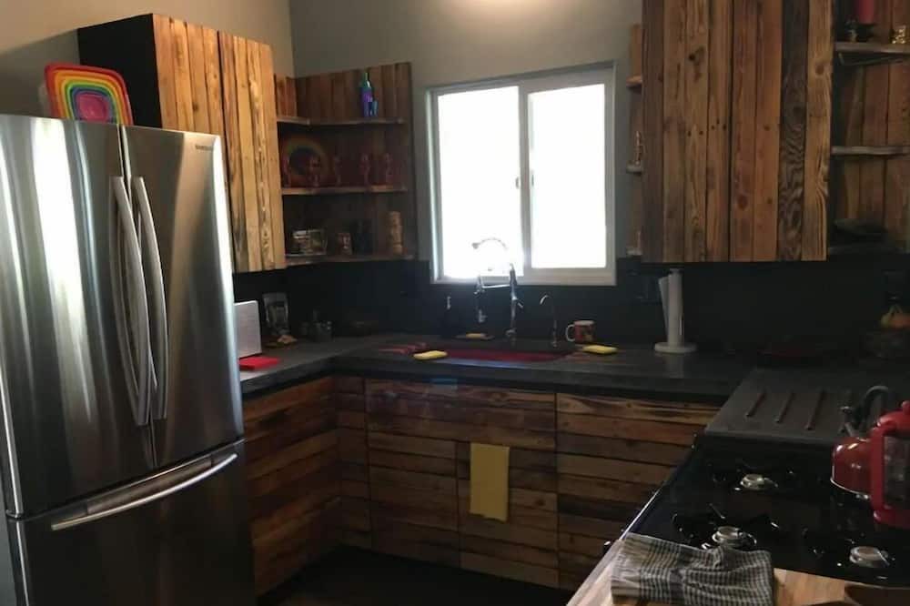 Photo of Kitchen in Fern Forest