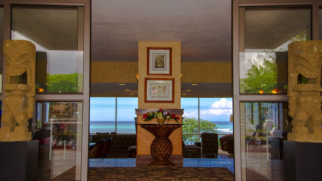 Photo of Others in Kahana