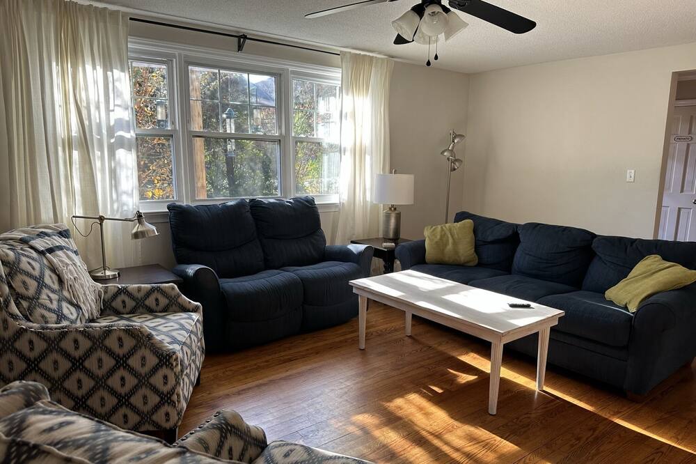 Photo of Bedroom in Greensboro