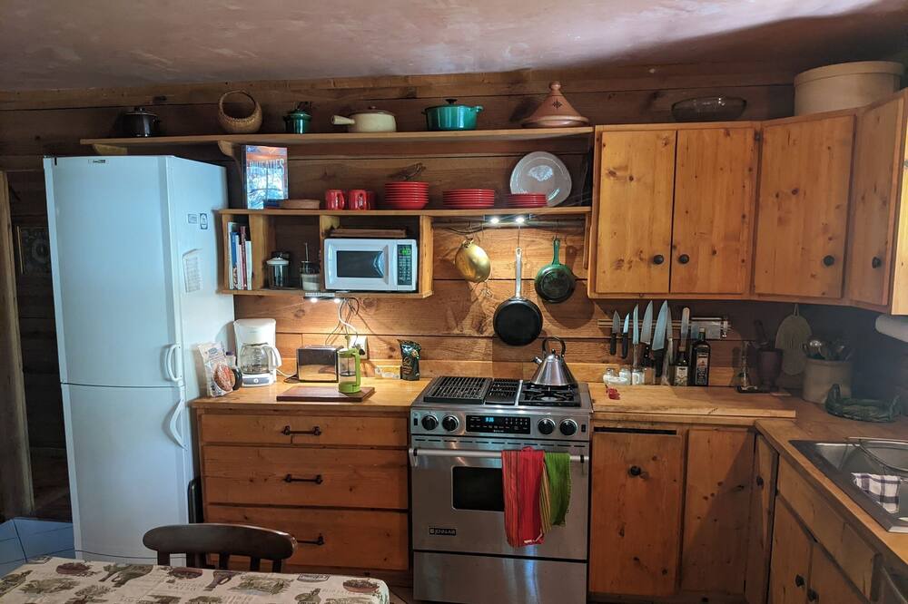 Photo of Kitchen in McClellanville