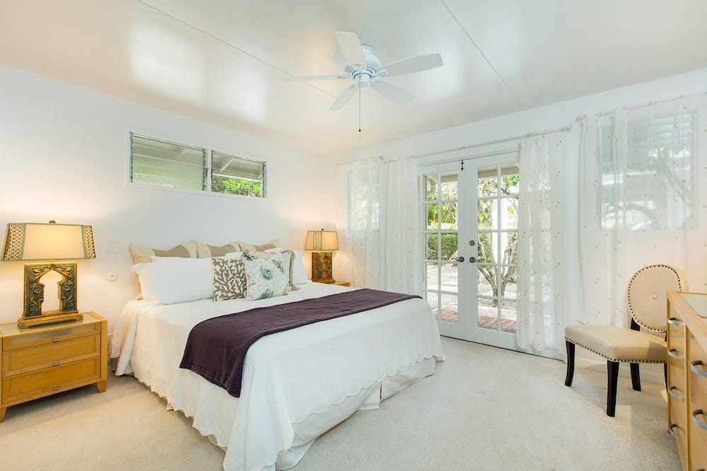 Photo of Bathroom in Portlock
