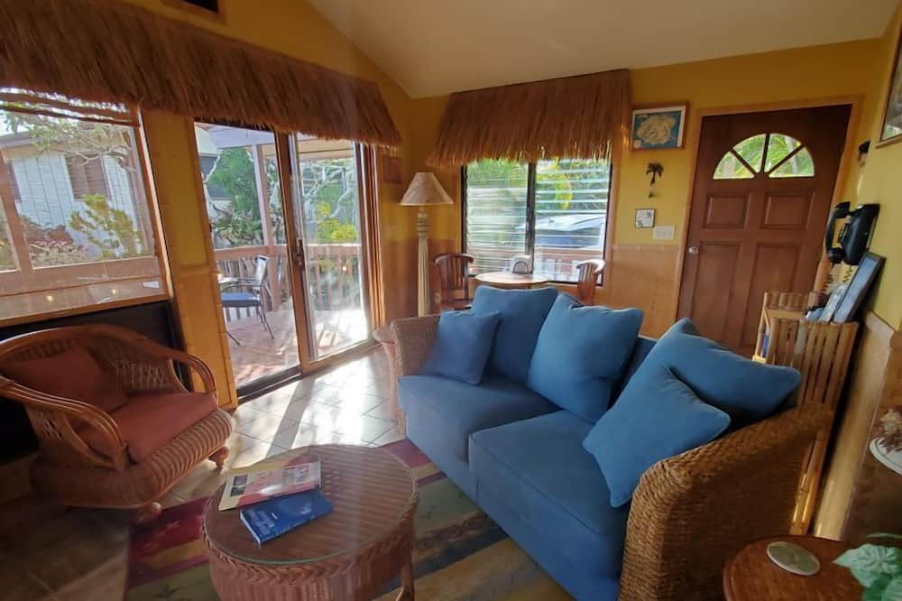 Photo of Livingroom in Kalaheo