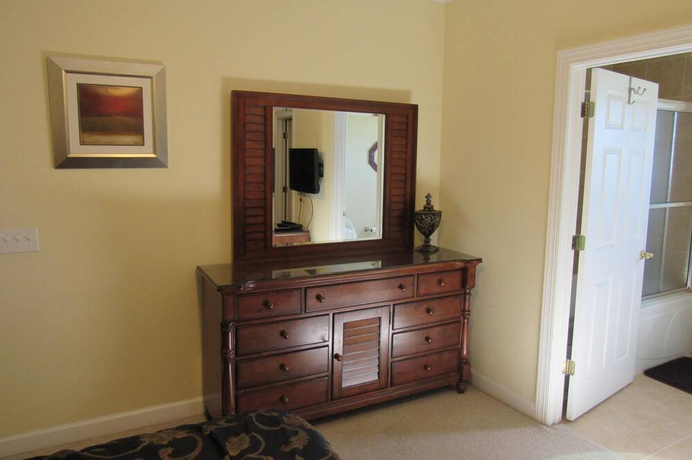 Photo of Bedroom in Ocean Isle Beach