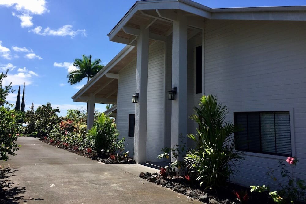 Photo of Outdoor in Kona Palisades
