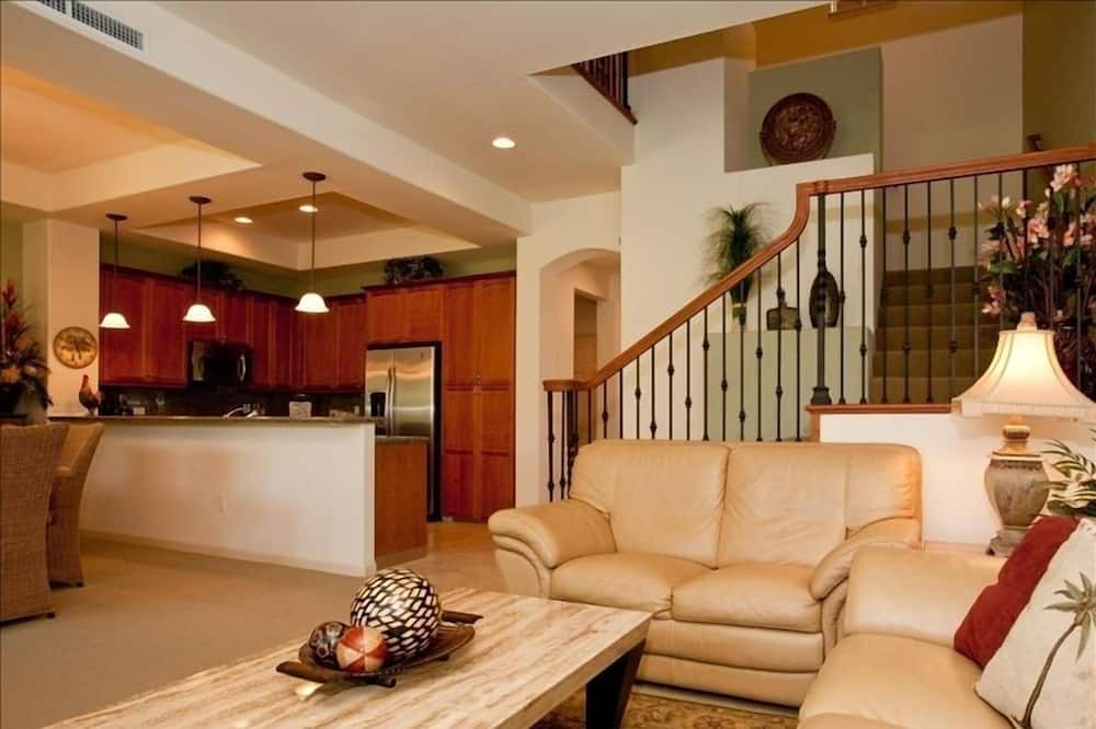 Photo of Livingroom in Kamuela