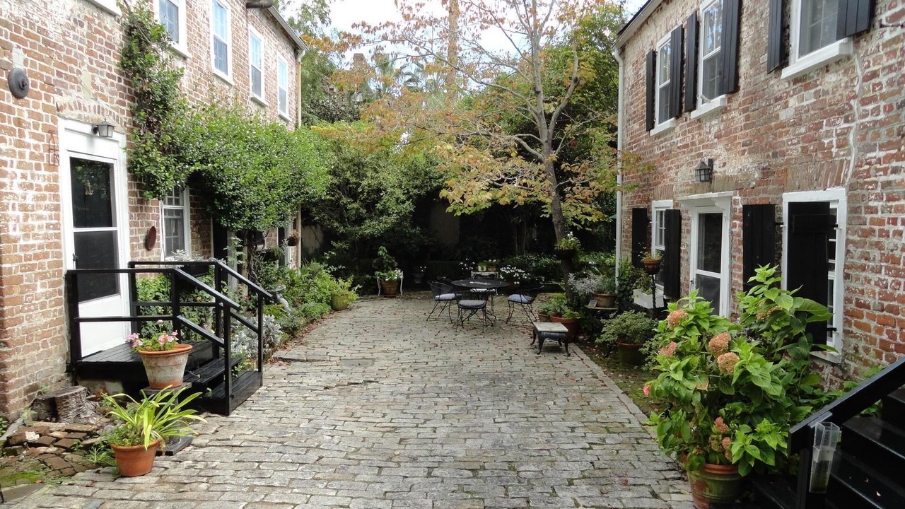 Photo of Outdoor in South of Broad