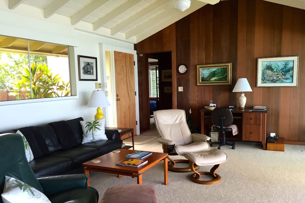 Photo of Livingroom in Haleiwa