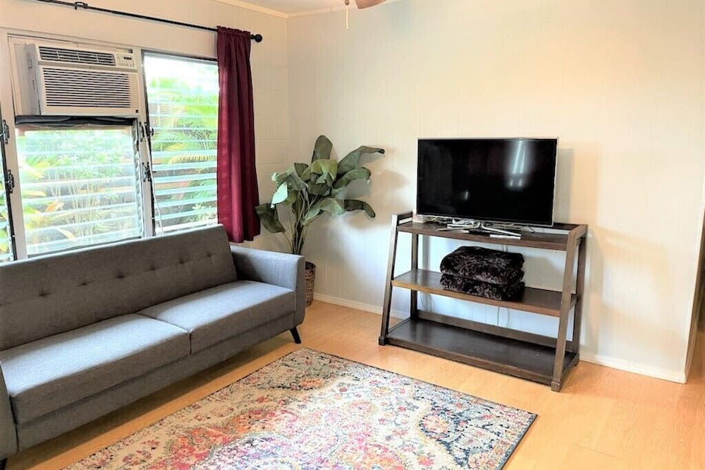 Photo of Livingroom in Laie