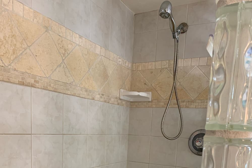 Photo of Bathroom in Kailua-Kona