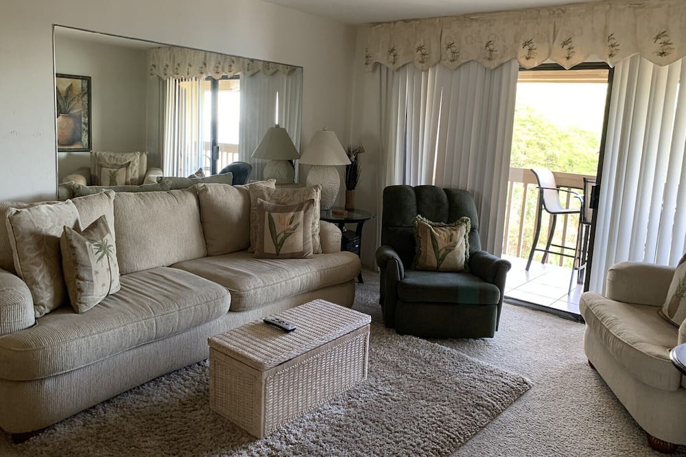 Photo of Livingroom in Kailua-Kona