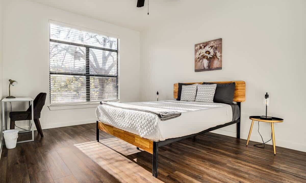 Photo of Others in Travis Heights