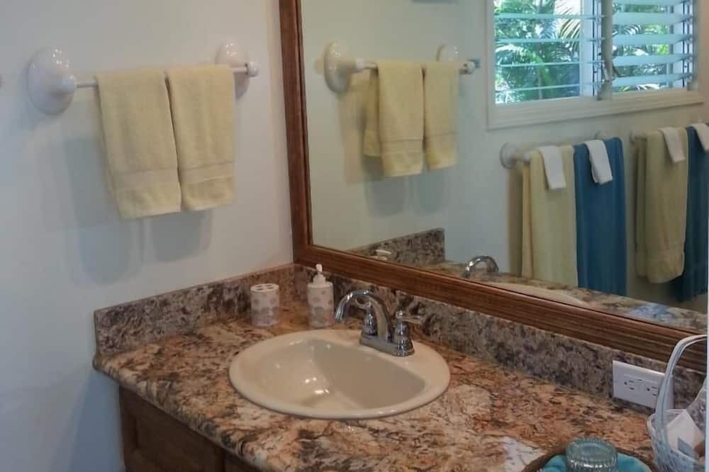 Photo of Bedroom in Lanikai