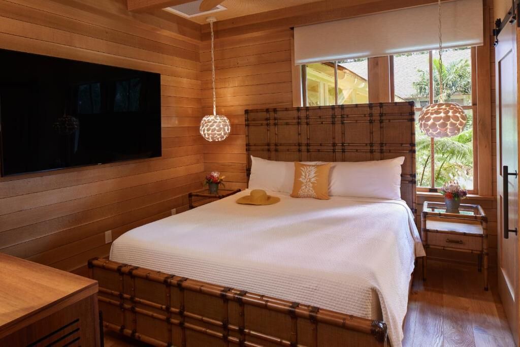 Photo of Bedroom in Lanai City