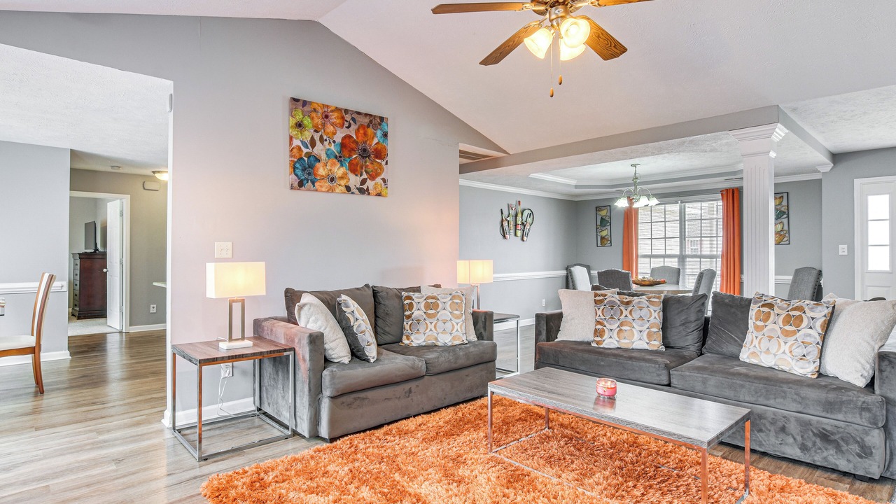 Photo of Livingroom in South View