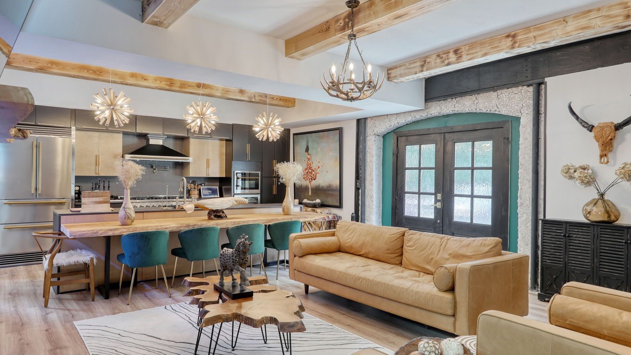 Photo of Livingroom in Conway