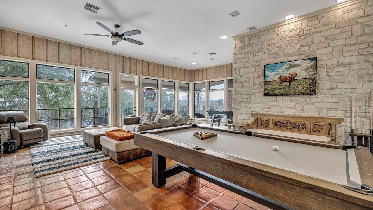 Photo of Bedroom in The Estates Above Lost Creek