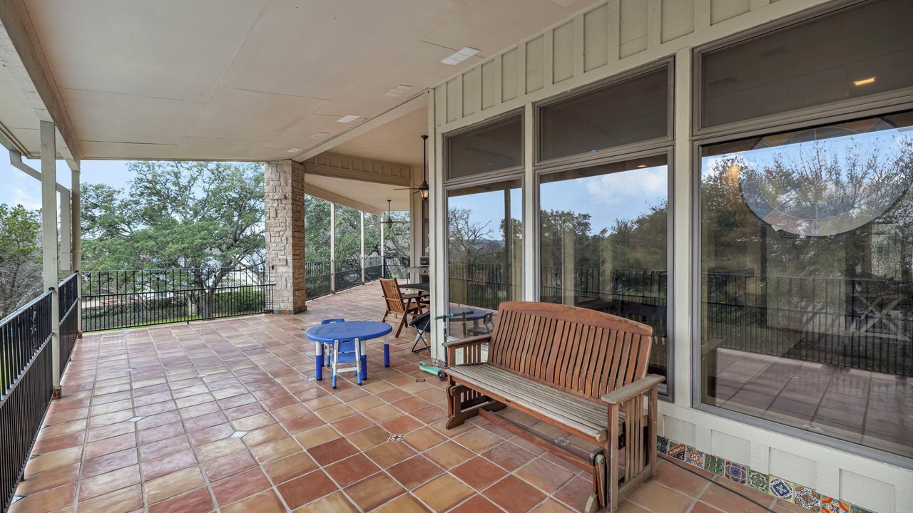 Photo of Patio Balcony in The Estates Above Lost Creek