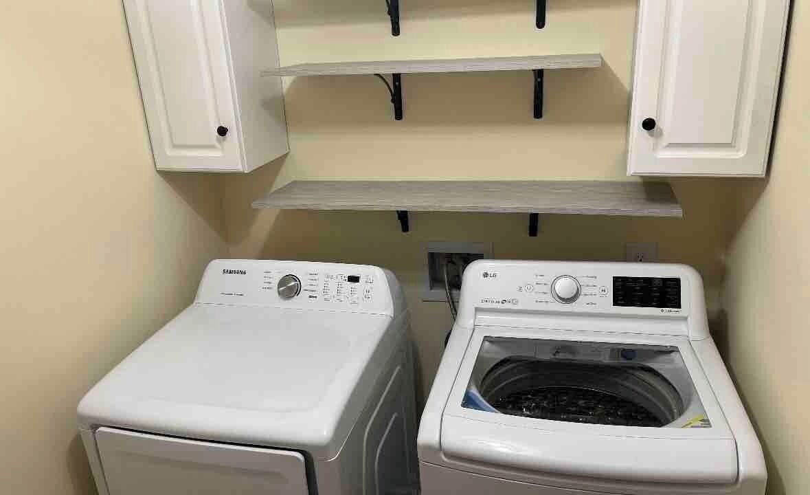 Photo of Others in Hanahan