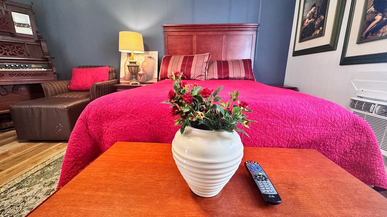 Photo of Bedroom in Chesterfield