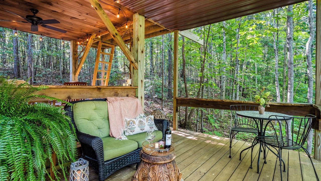 Photo of Outdoor in Mountain Rest