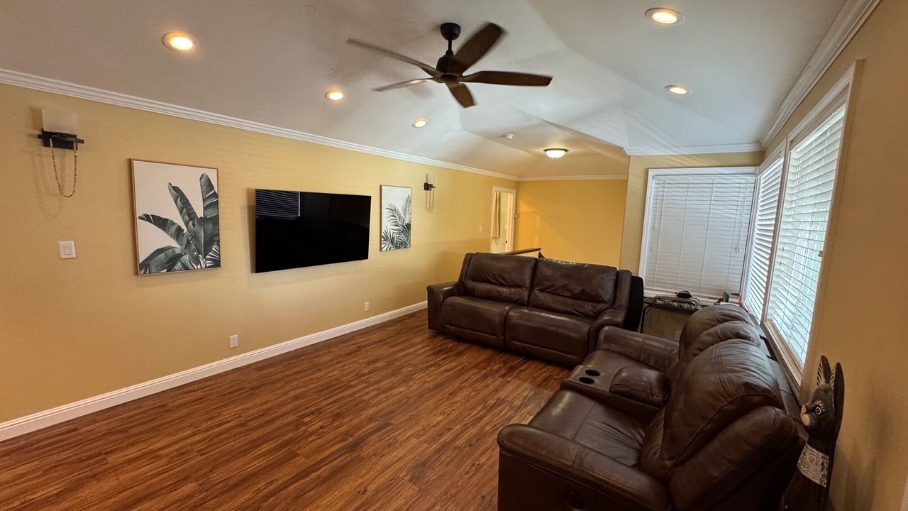 Photo of Livingroom in Aiea
