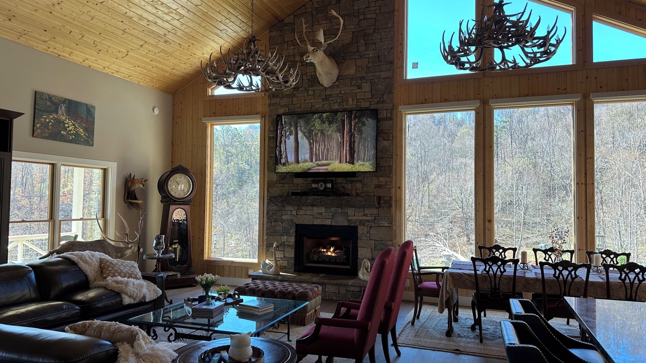 Photo of Livingroom in Bakersville