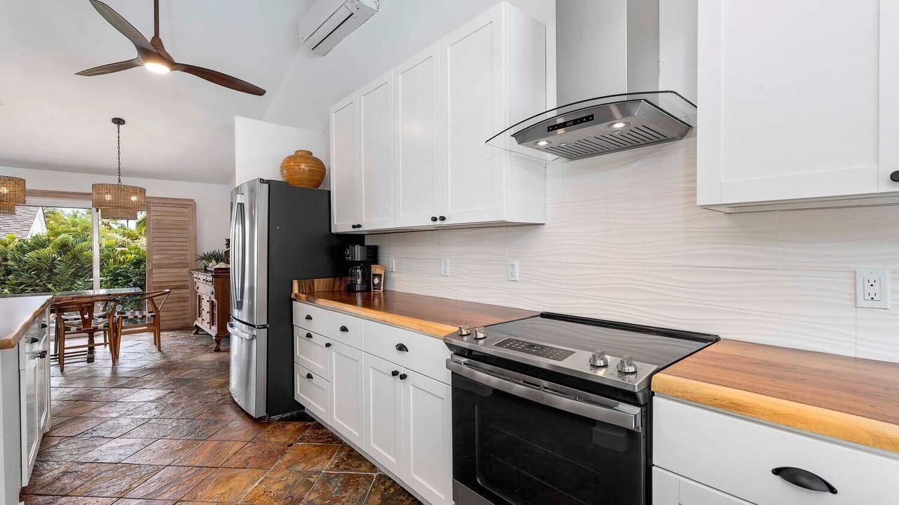 Photo of Kitchen in Keauhou