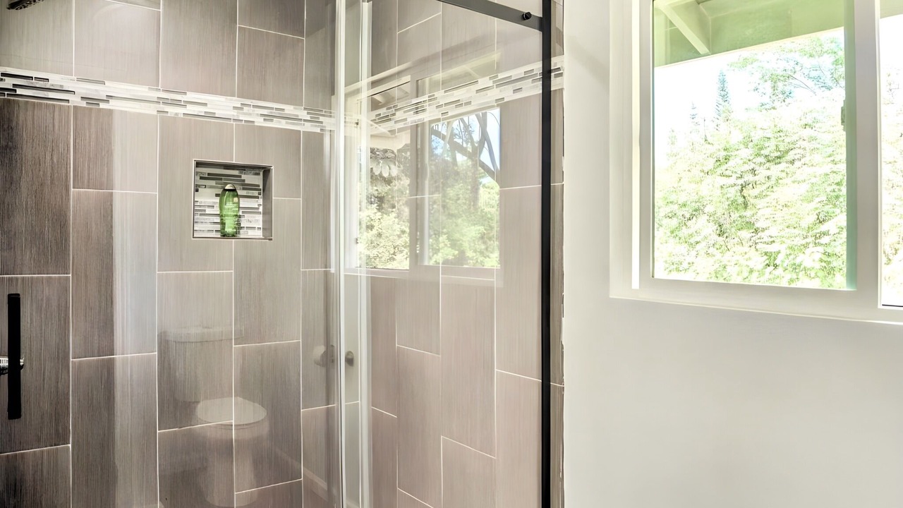 Photo of Bathroom in Keaau