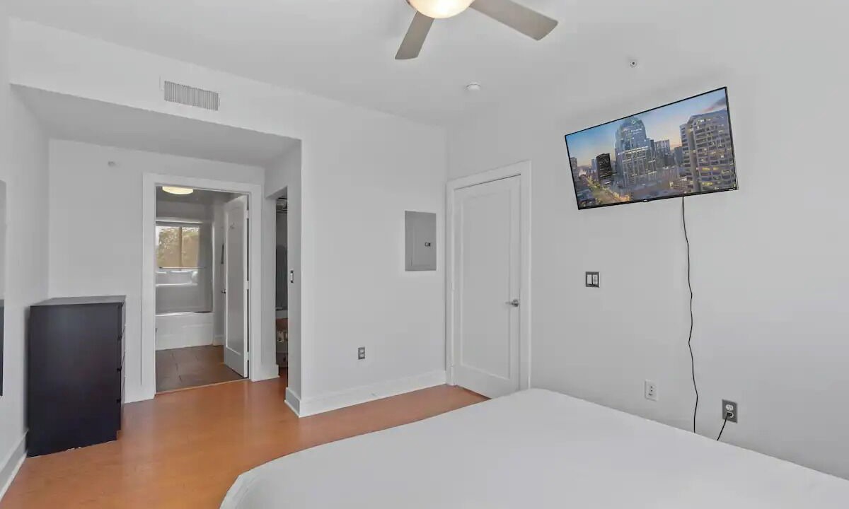 Photo of Bedroom in North University