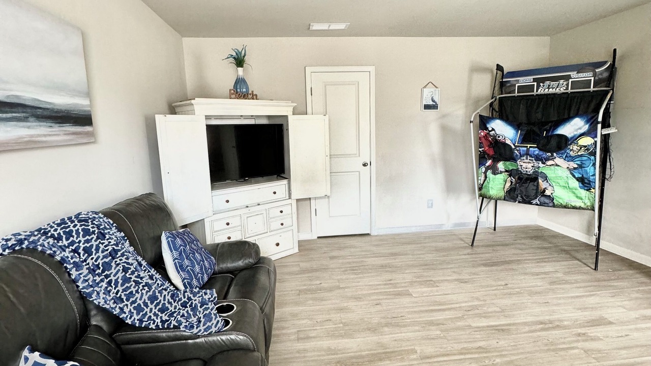 Photo of Livingroom in Buford