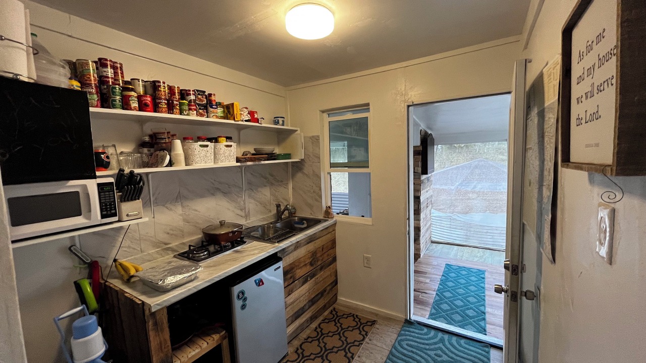 Photo of Kitchen in Ainaloa