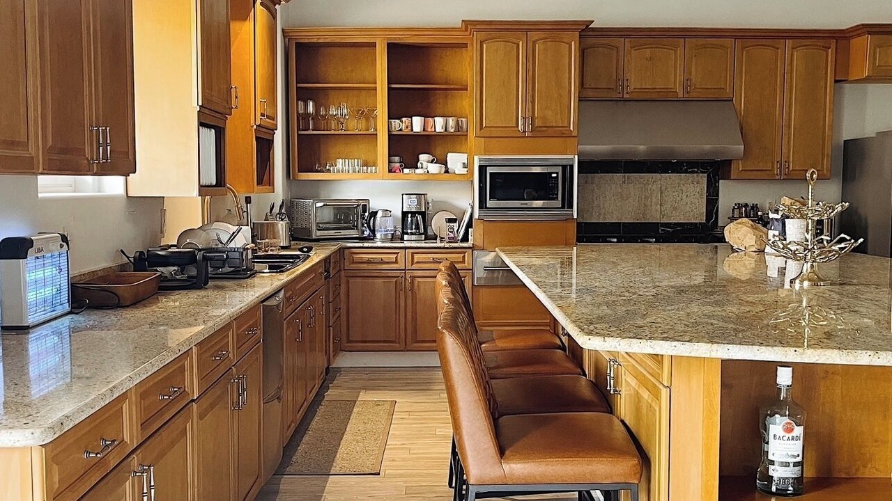 Photo of Kitchen in Wailuku