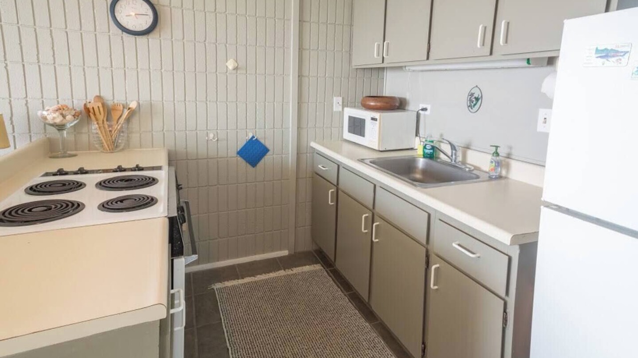 Photo of Kitchen in Punaluu