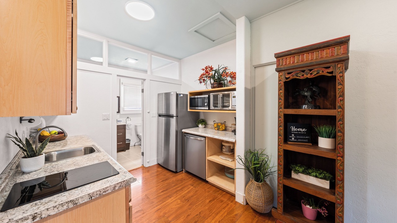 Photo of Kitchen in Wailuku