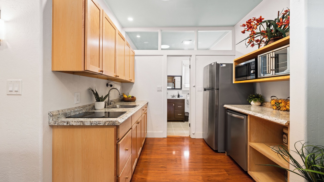 Photo of Kitchen in Wailuku