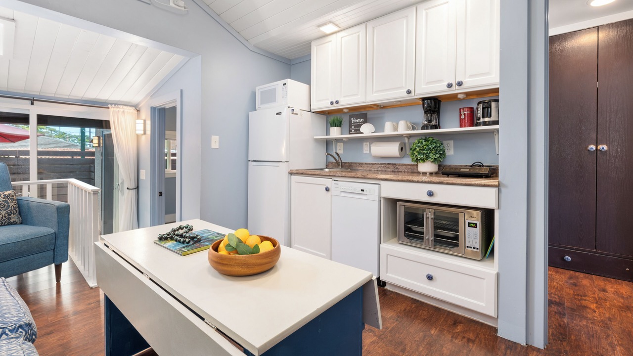 Photo of Kitchen in Wailuku
