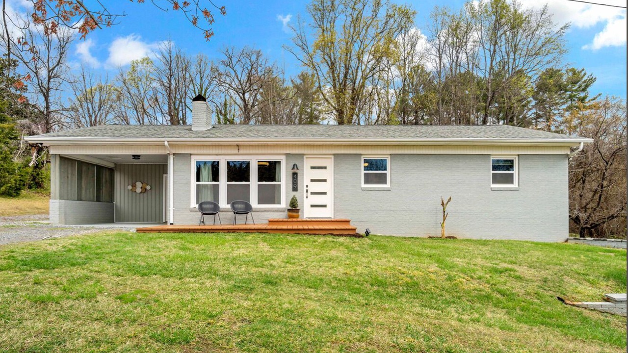Photo of Outdoor in Morganton