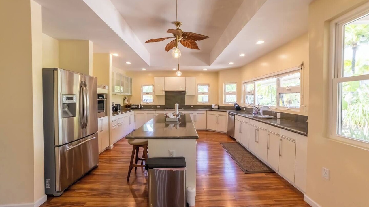 Photo of Kitchen in Keolu Hills
