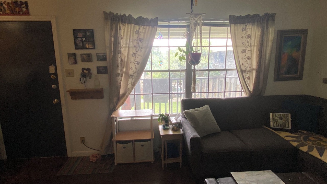 Photo of Livingroom in North University
