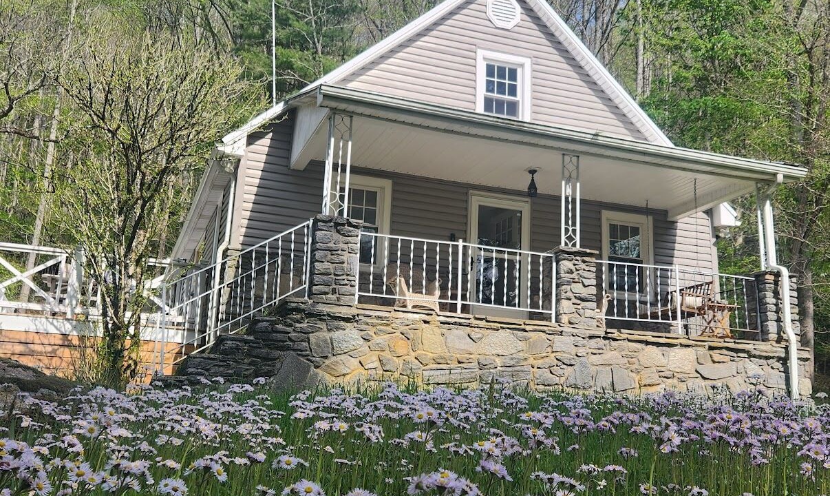 Photo of Outdoor in Frank