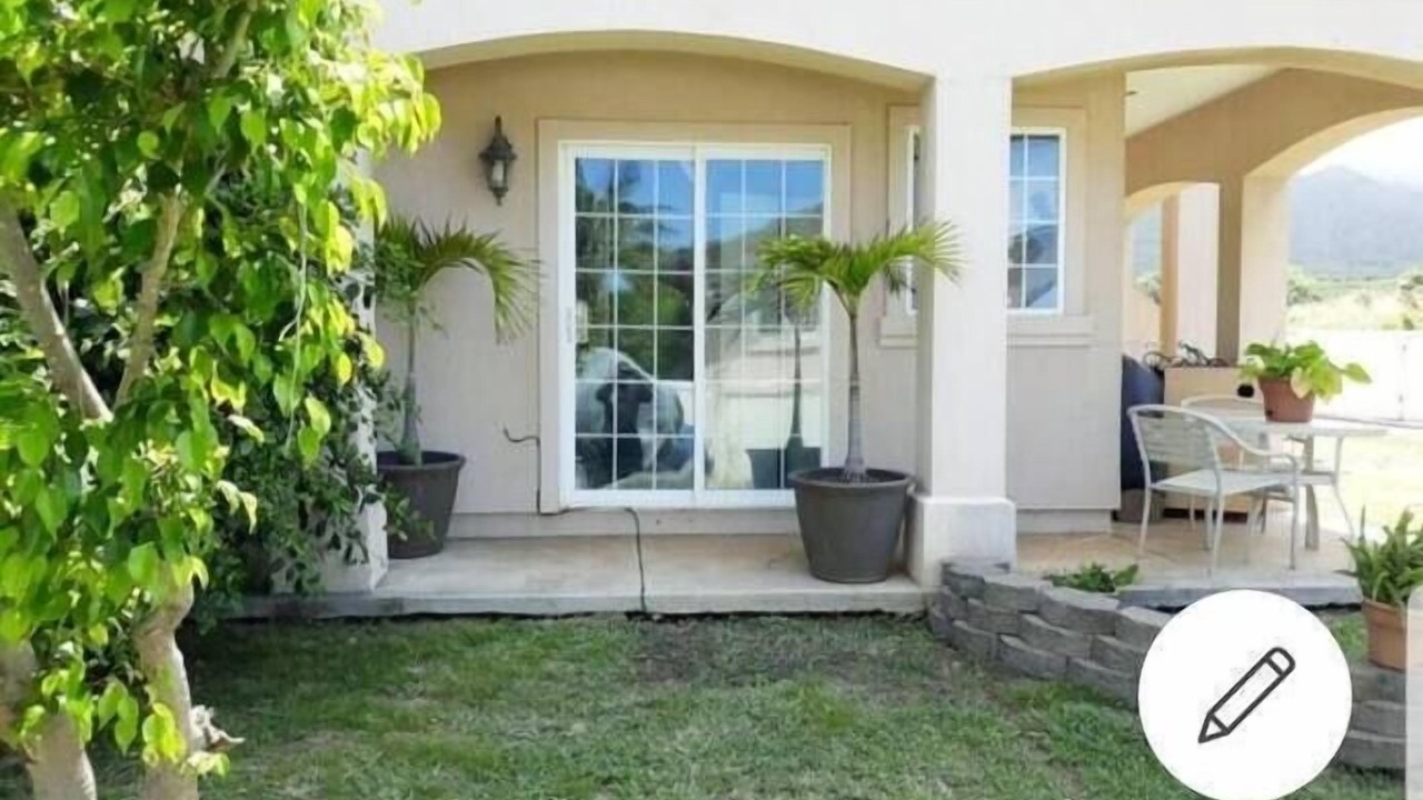 Photo of Bedroom in Wailuku